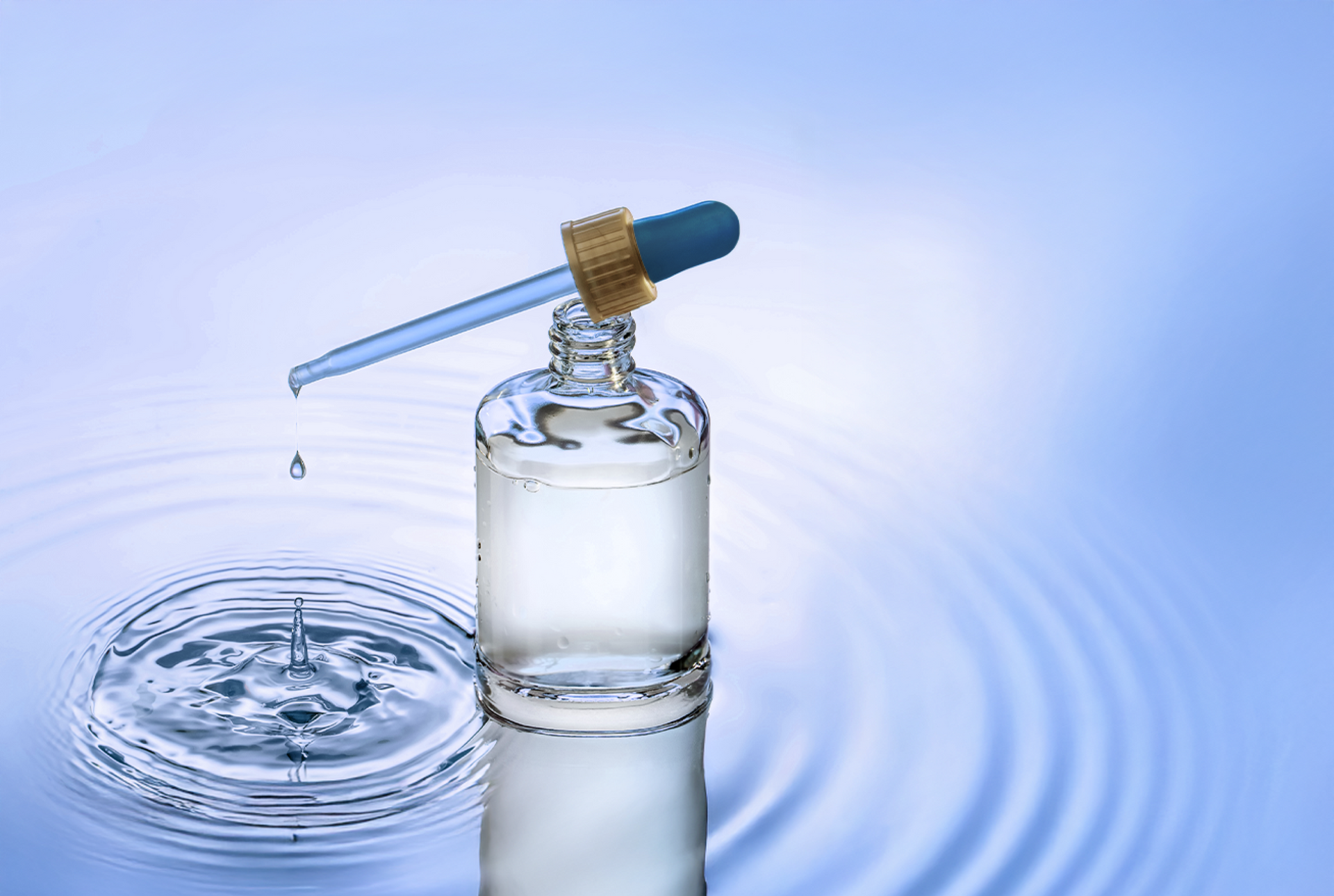 How does Niacinamide help the skin? Let's break it down for you!